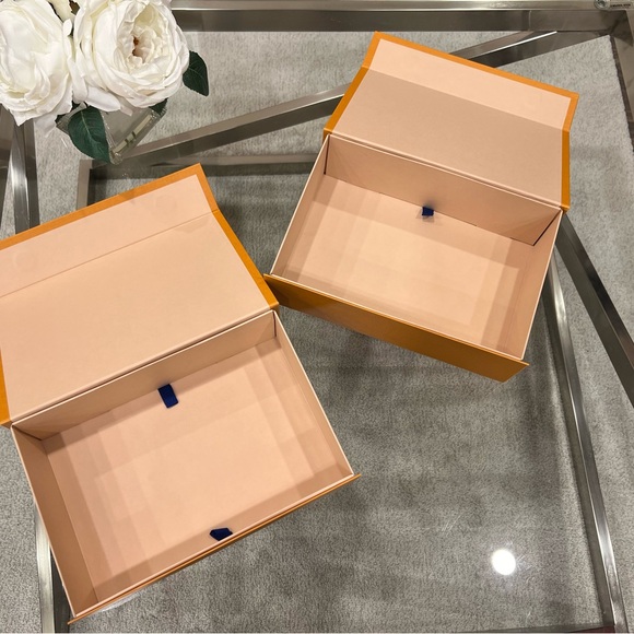 Louis Vuitton Gift Boxes (set of 2) - Picture 7 of 10